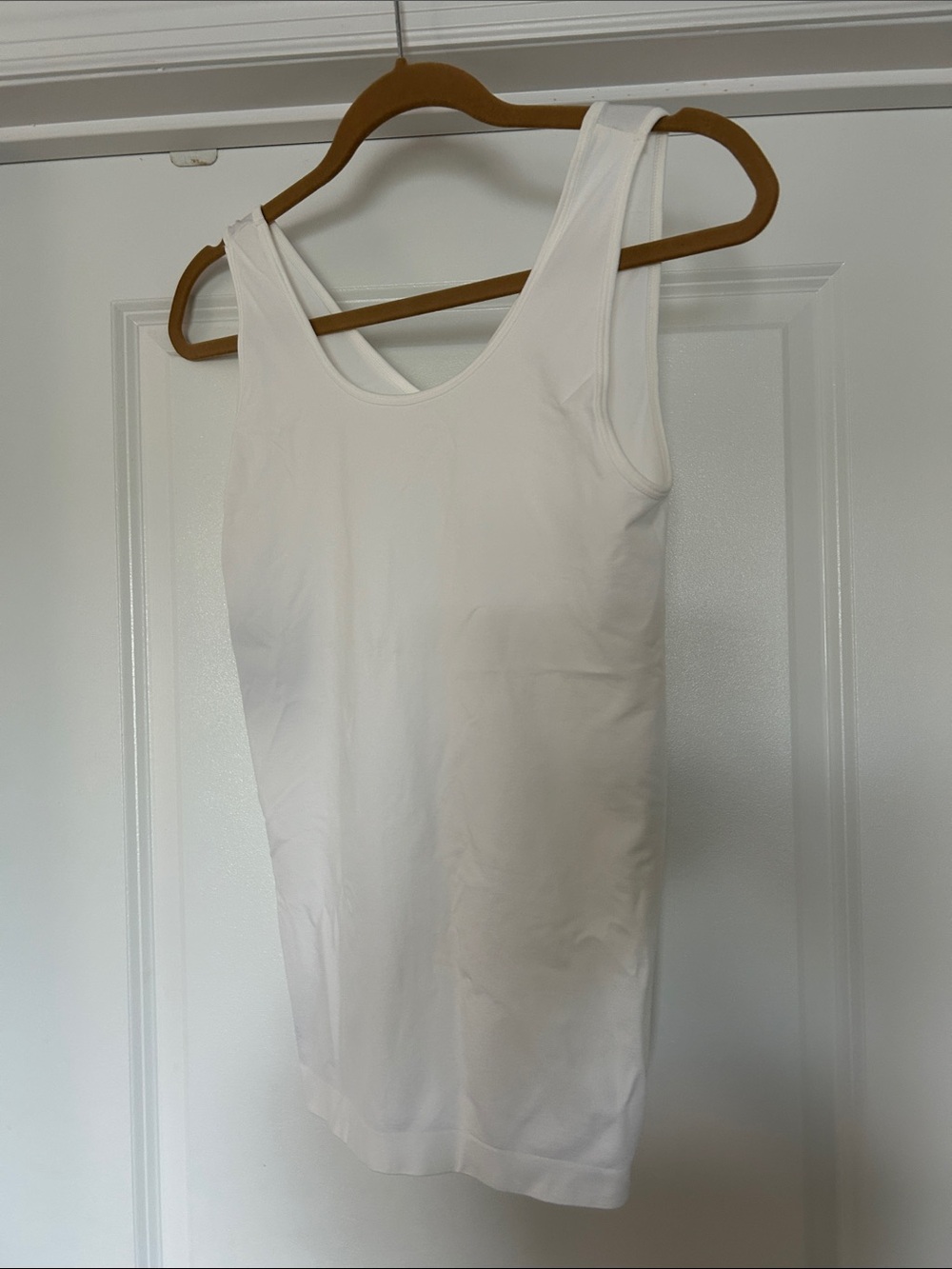 Classic White Scoop Neck Tank Top - Women